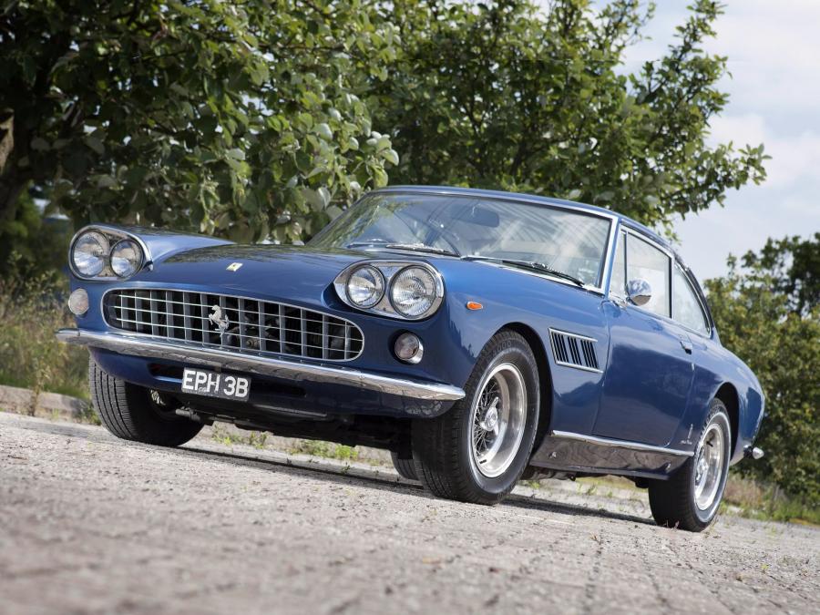  Ferrari 330 GT 2+2 (Series I) 1964 года  (UK) (фото 6 из 20)